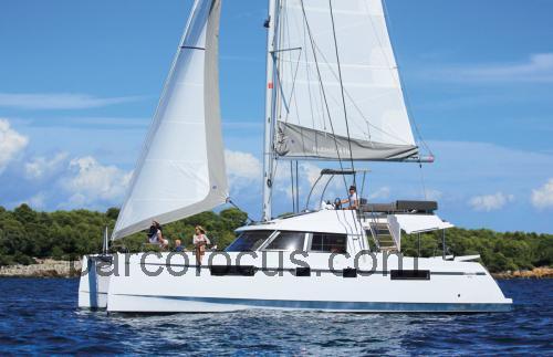 Nautitech 46 Flybridge ficha tecnica